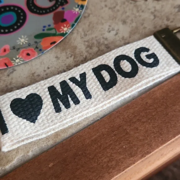 Colorful 'I Love My Dog' Gift Set - Picture 3 of 12